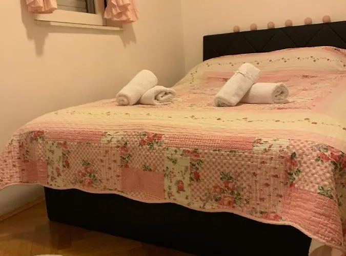 Paco * דוברובניק