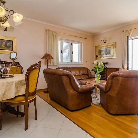 Paco Appartement *