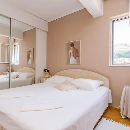 Paco Apartment
